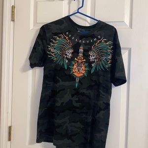 Black label affliction size medium